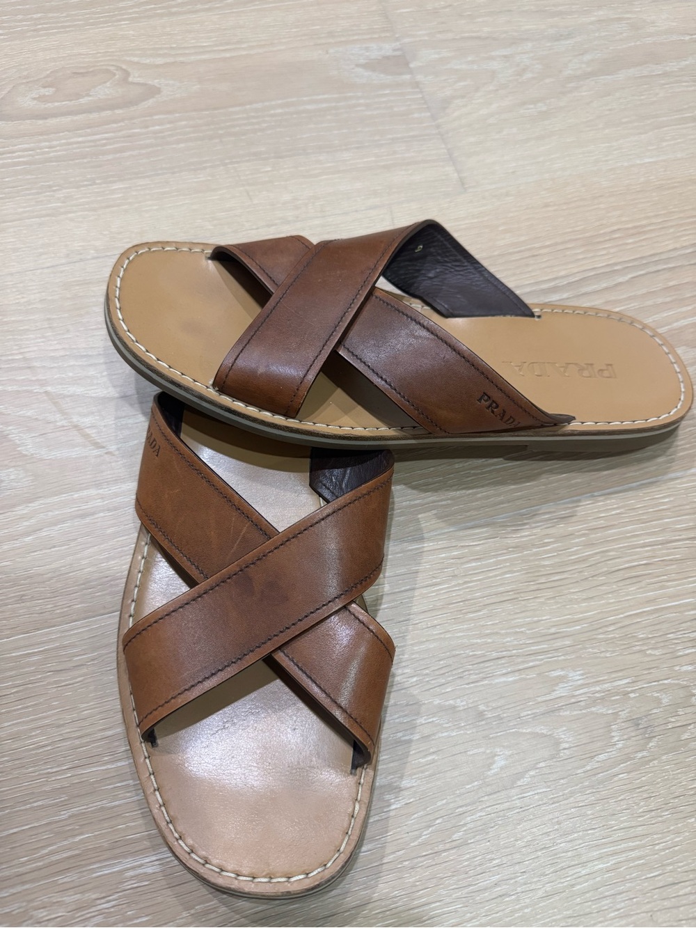 PRADA men brown criss cross sandal 9 - Picture 2 of 4